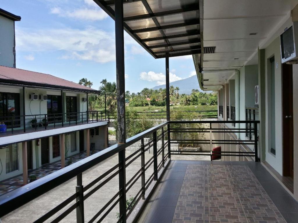 Quezon Premier Hotel Lucena Exterior foto